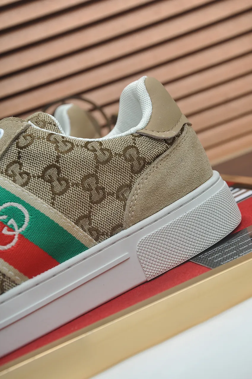 Men's men's shoes💰440💶[GUCCI] official website 1:1 men's sports shoes are now on the market. They are made of original fabric + water-dyed sheepskin lining, plus the official website original 1:1 comfortable outsole. Fashionable and versatile, super comfortable and breathable. Standard shoe size 38/45 (custom-made size 45 is non-refundable)
